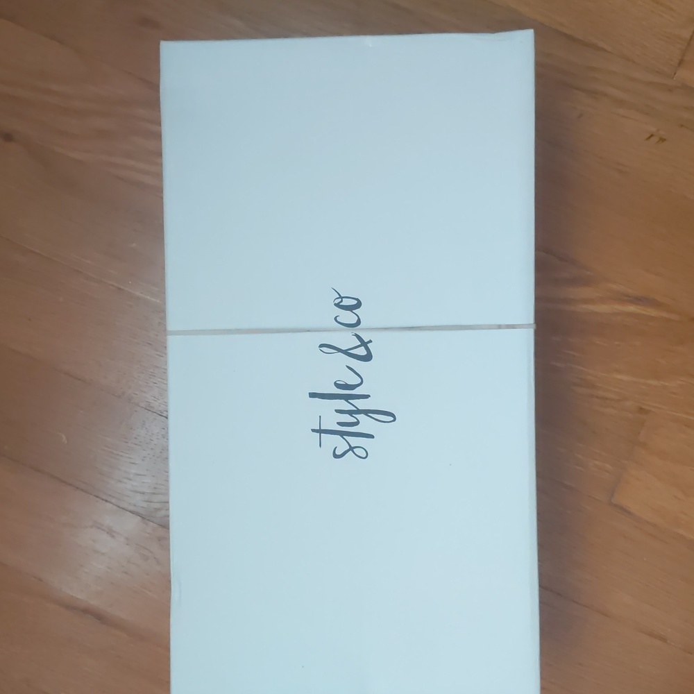 Size 12 Style & Co Black lace up flats